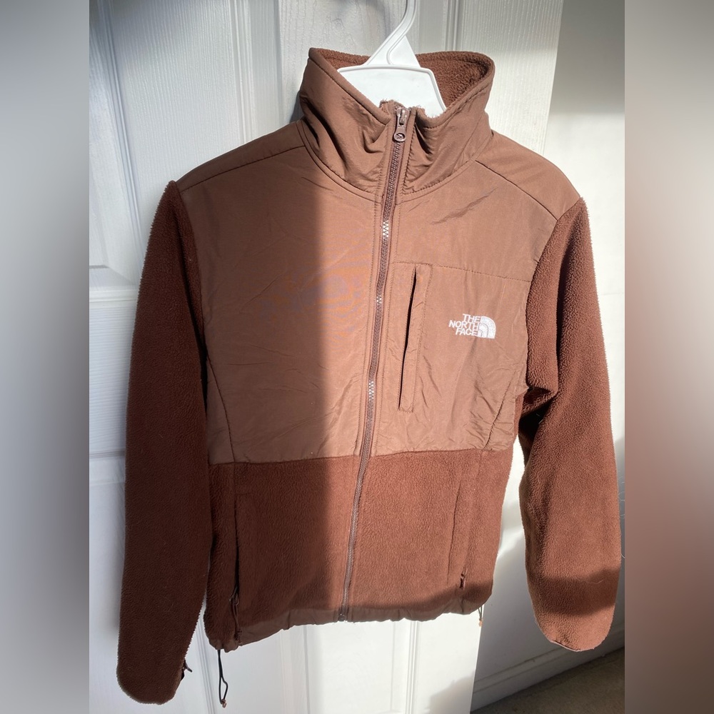 north face zip up sweatshirt